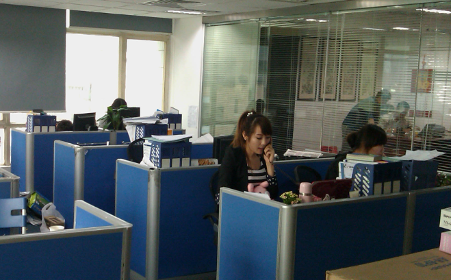 智能客服系统搭建方案对比：基于大模型与传统NLP的技术选型分析